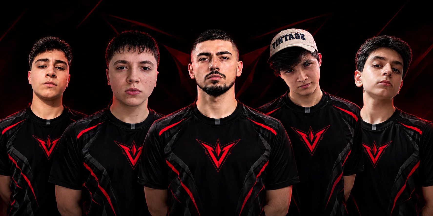 V27 Clan kadrosu